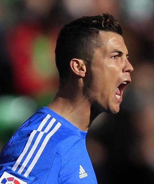 团队配合以 团队配合以