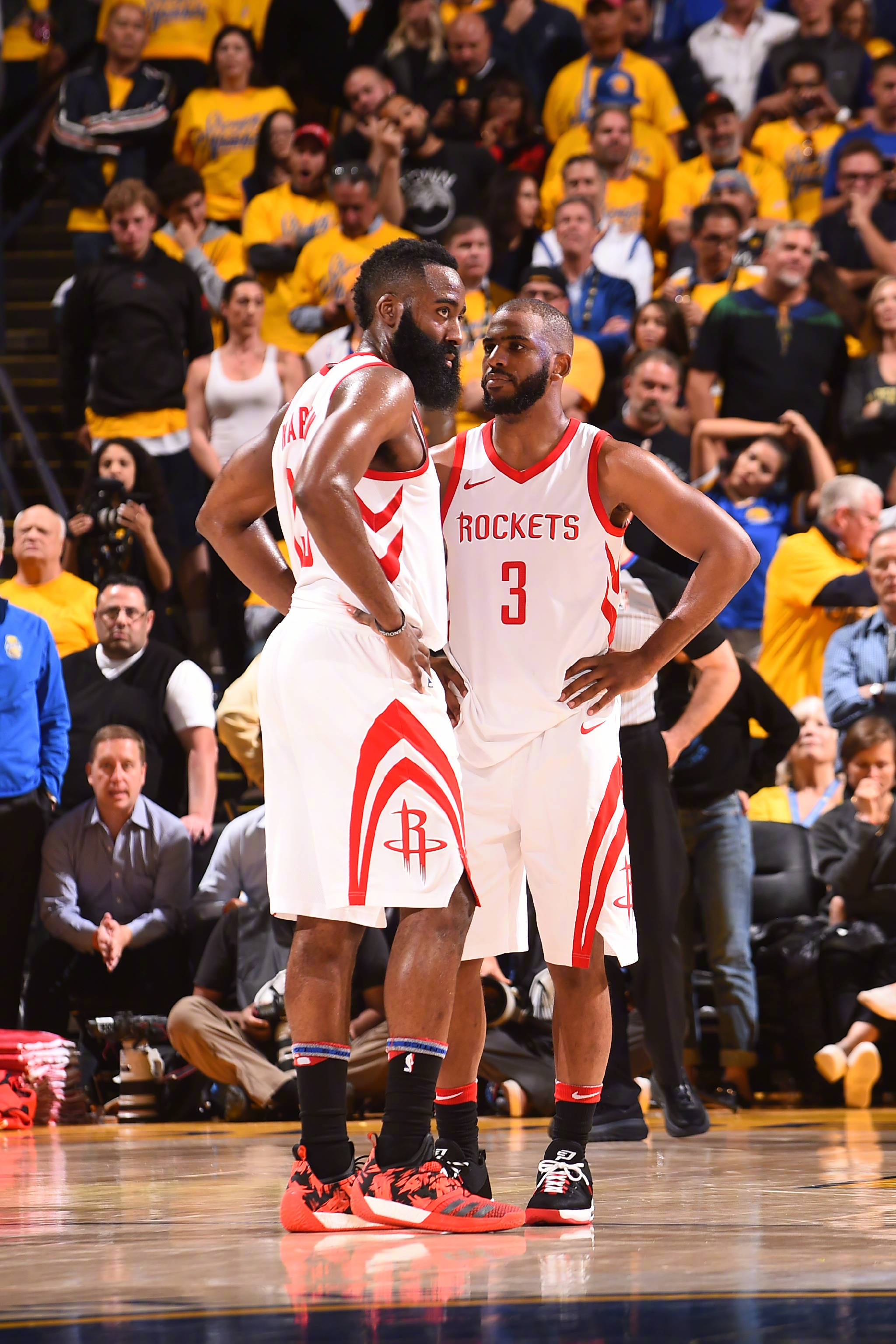 而媒体侧调 而媒体侧调